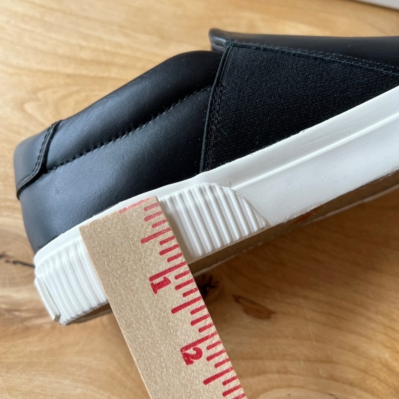 VINCE KNOX BLACK LEATHER SLIP ON SNEAKERS PLATFORM NIB 7.5 MINIMALIST MODERN - Picture 10 of 11